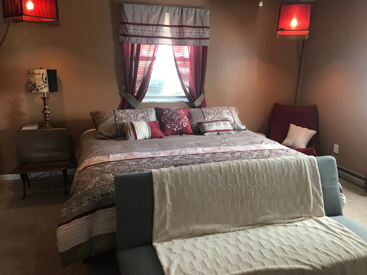 Lakeshore Retreat Bed & Breakfast ริชมอนด์ ภายนอก รูปภาพ
